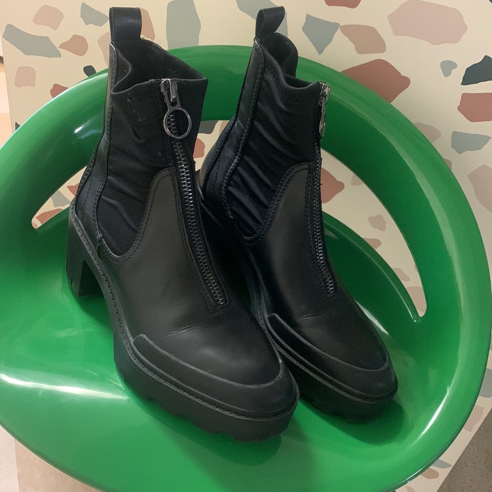 Zara O ring Bootie